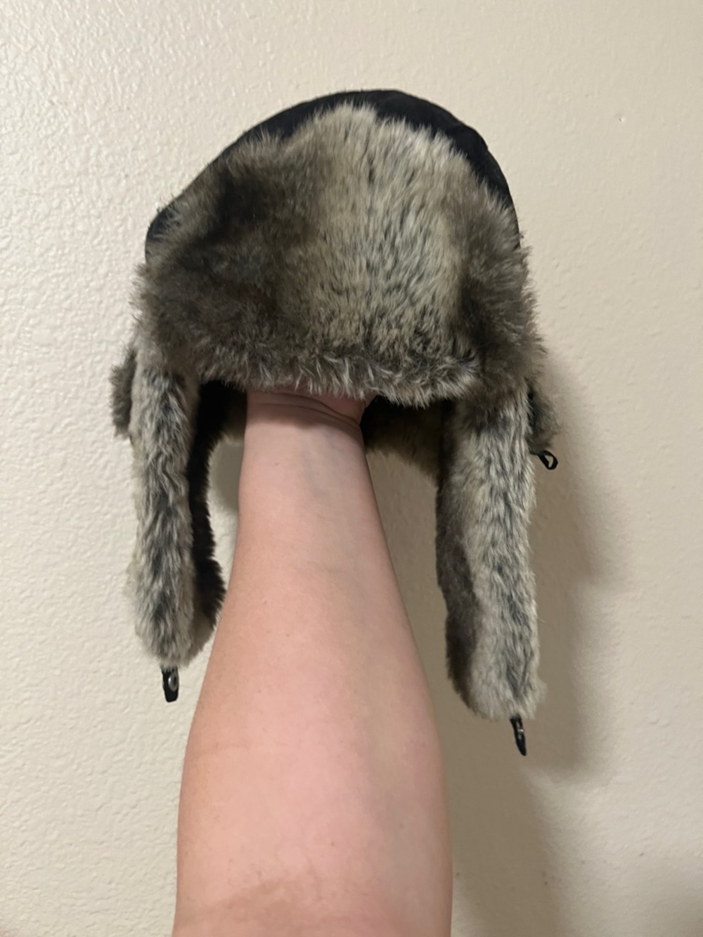 Mudd Faux Fur Trapper Hat in Gray and Black